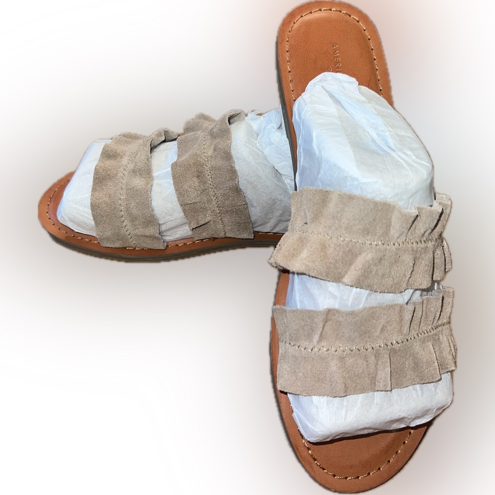 American Eagle Outfitters sandals with double ruffle strap brown Women size 7.5